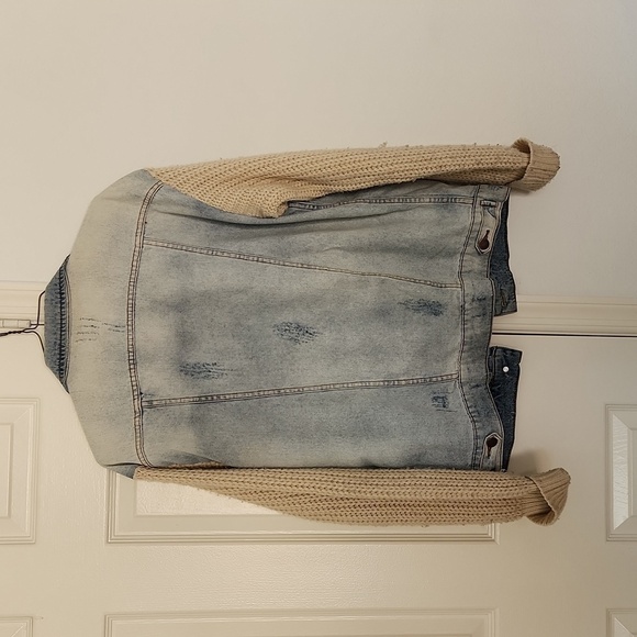 LIT2 Oversized Denim Jacket Sweater Sleeves Size Medium - Picture 10 of 11